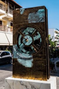 First Computer Greek The Antikythera Mechanism: The First Computer in History - Kotsanas ...